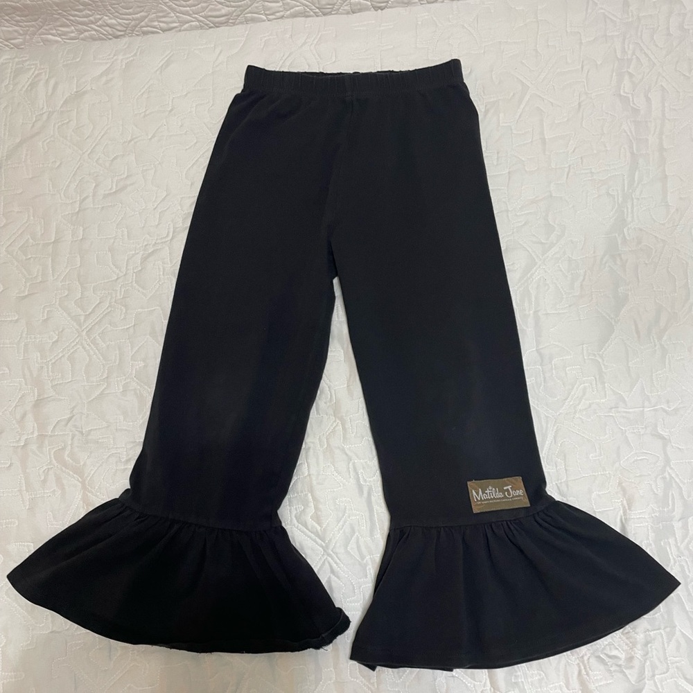 Matilda Jane black size 6 ruffle pants